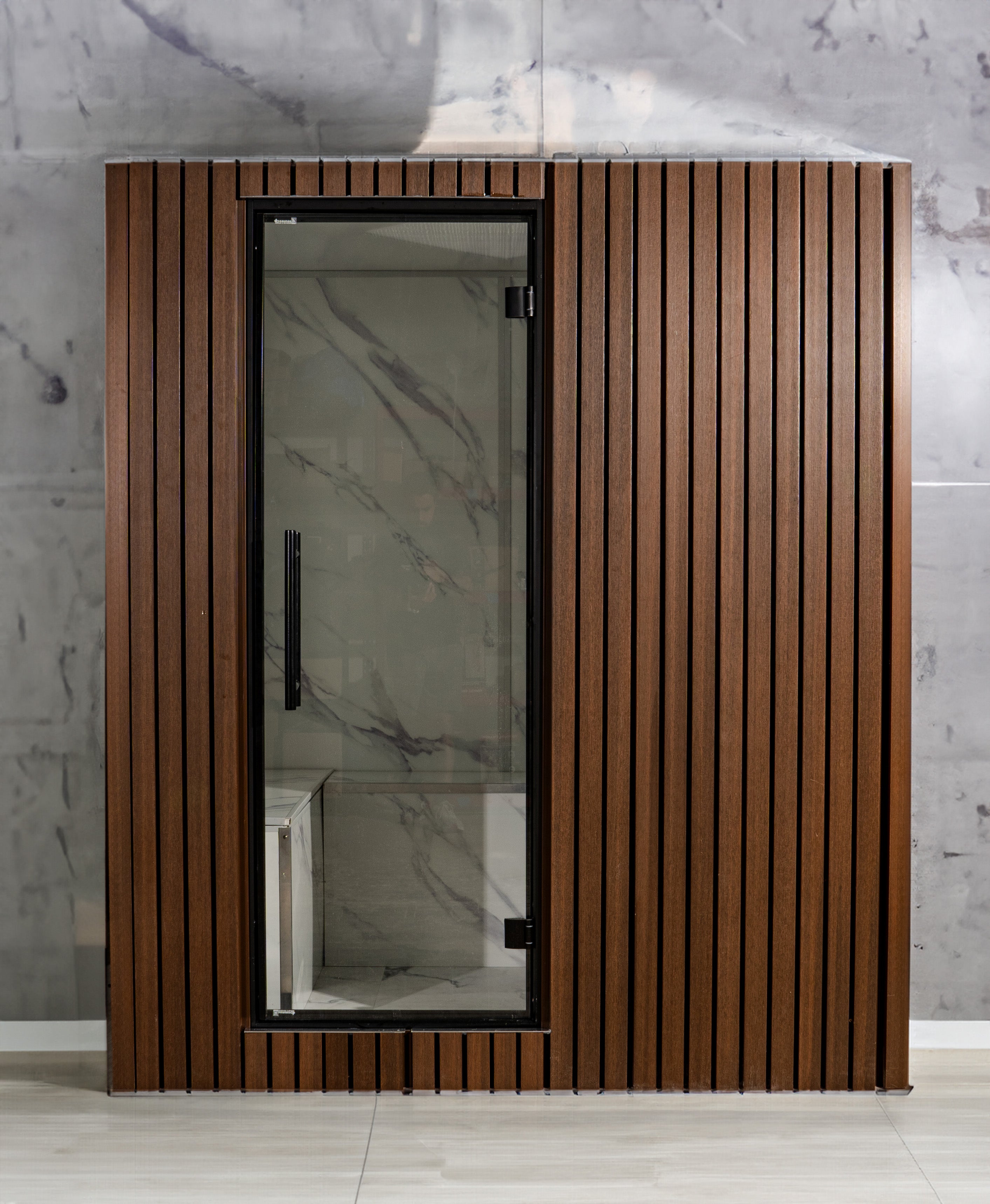 Cali Geyser - 6-person Indoor & Outdoor Steam Room