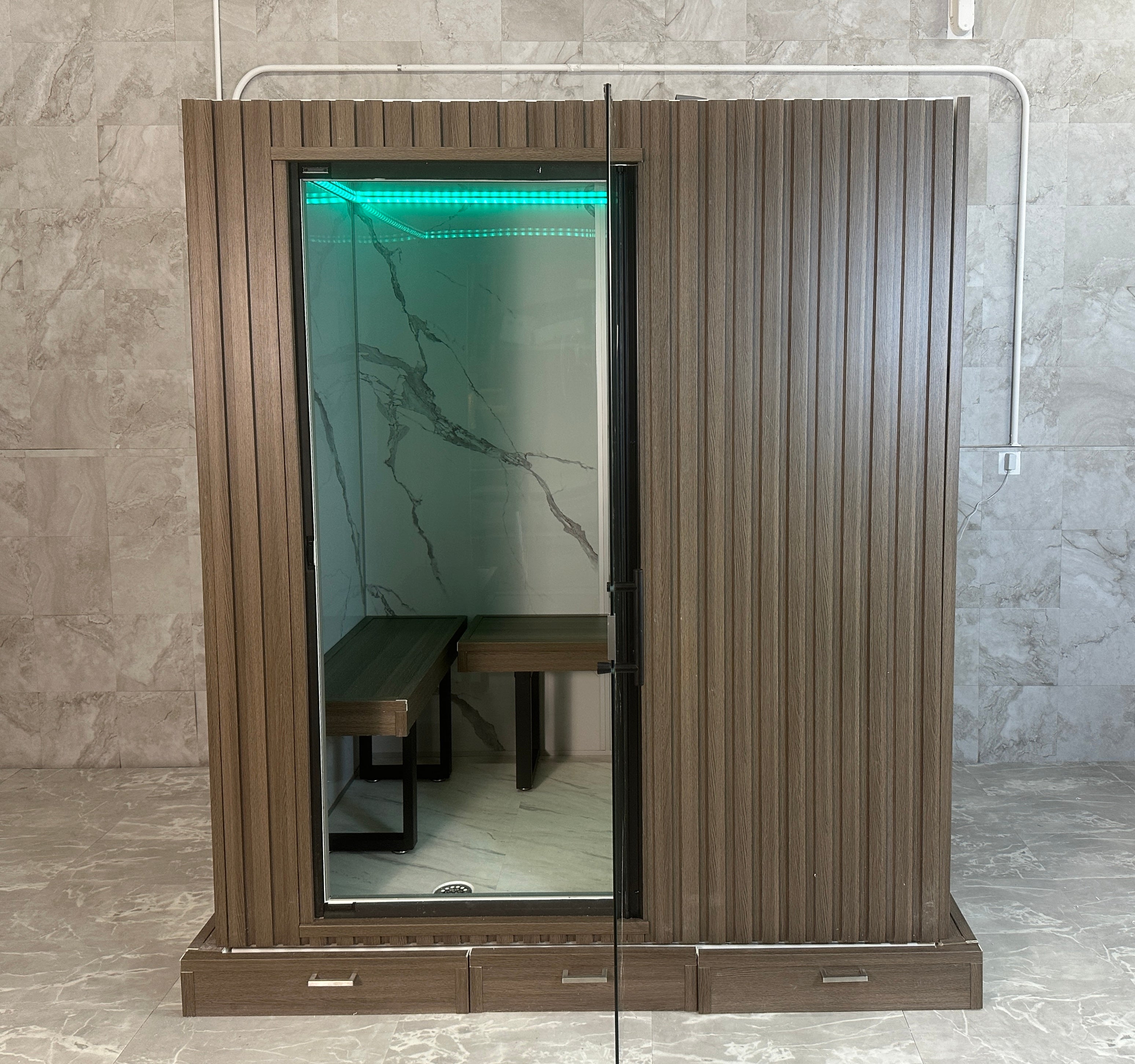 Grand Geyser - 4 Person Outdoor and Indoor Steam Room - Obsidian Black