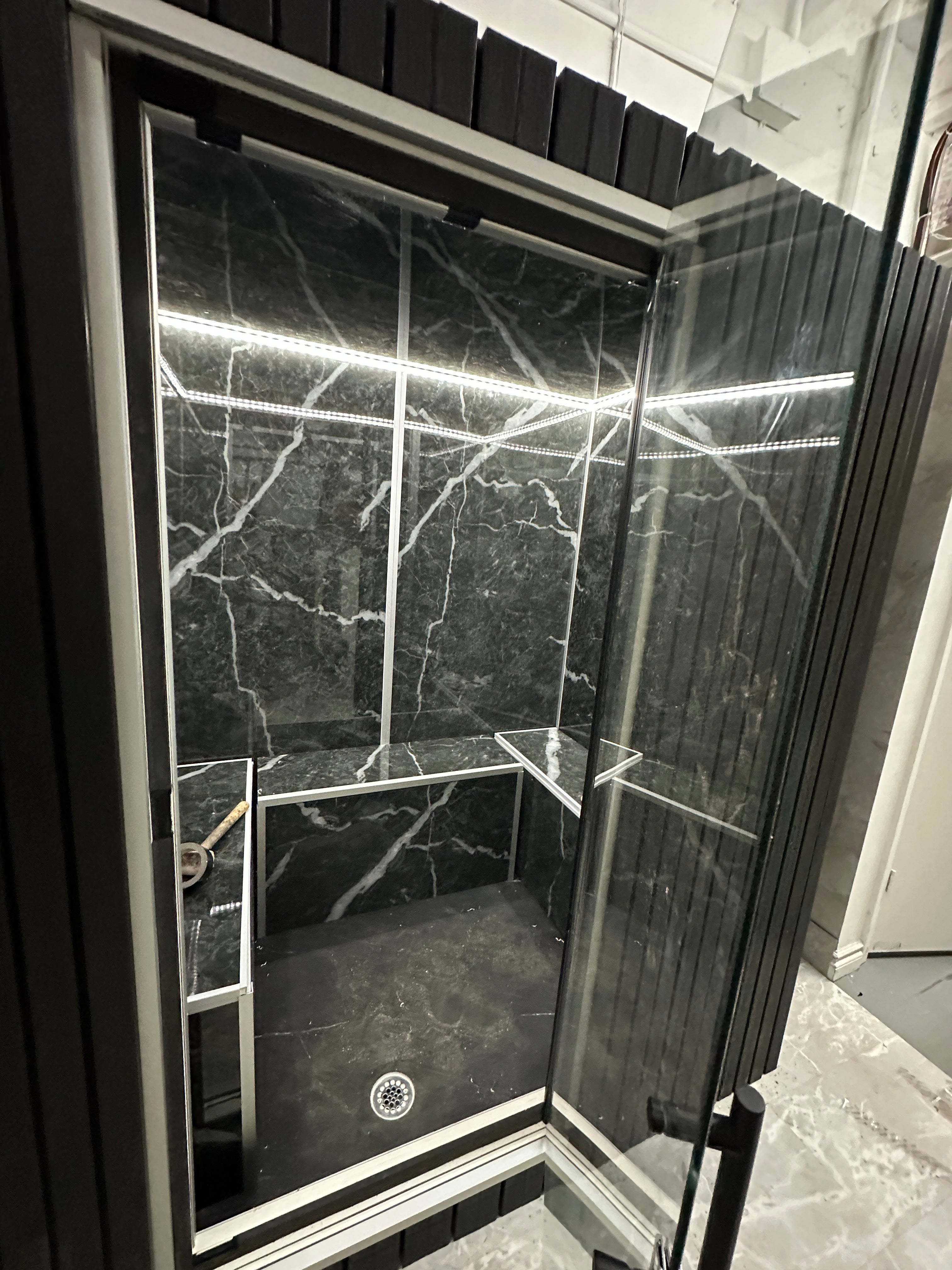 Grand Geyser - 4 Person Outdoor and Indoor Steam Room - Obsidian Black