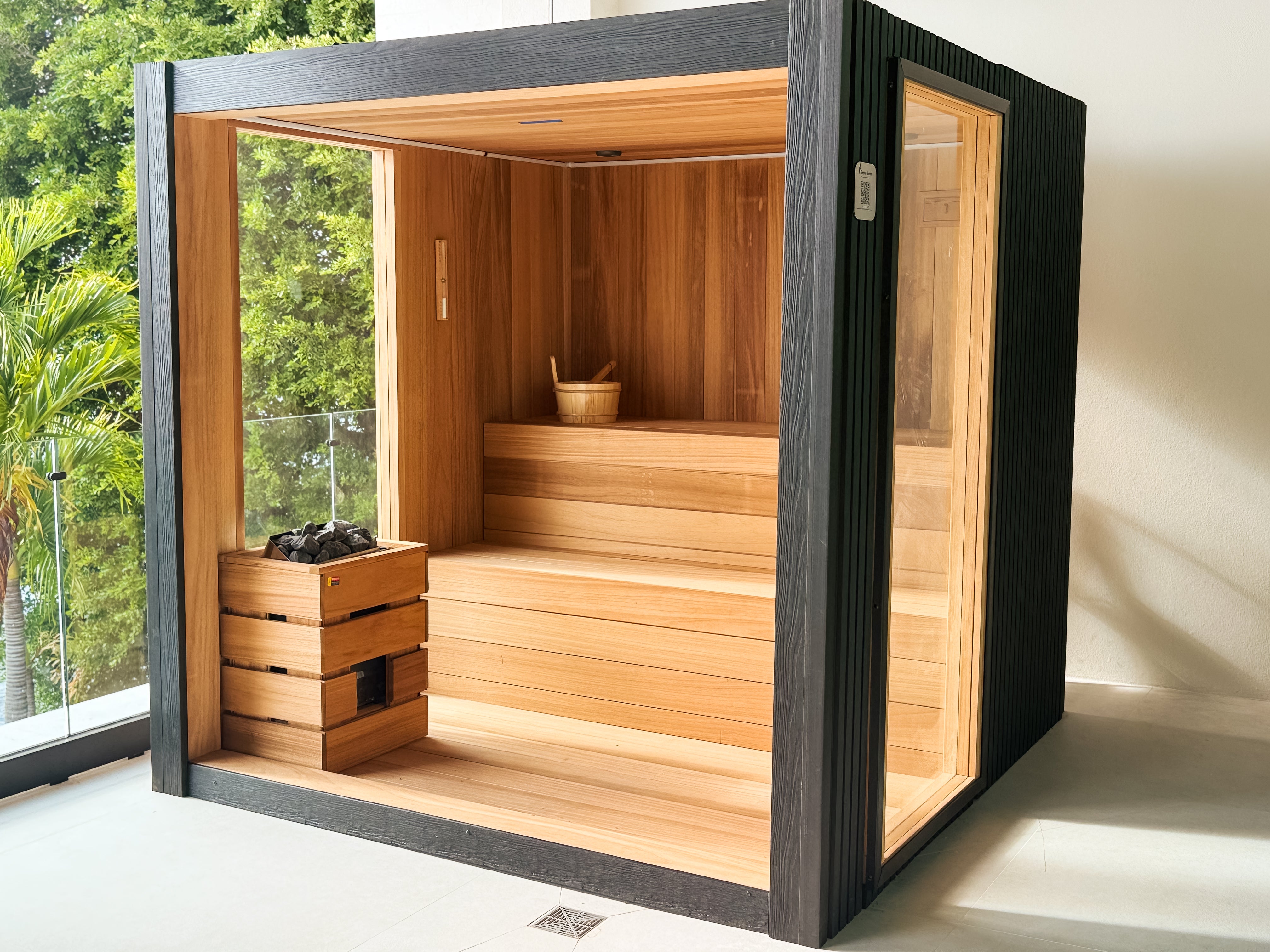 Autana - 4-6 person Indoor & Outdoor Traditional & Infrared Sauna