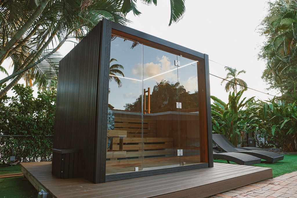 Lukaku - 4-6 person Indoor & Outdoor Traditional & Infrared Sauna