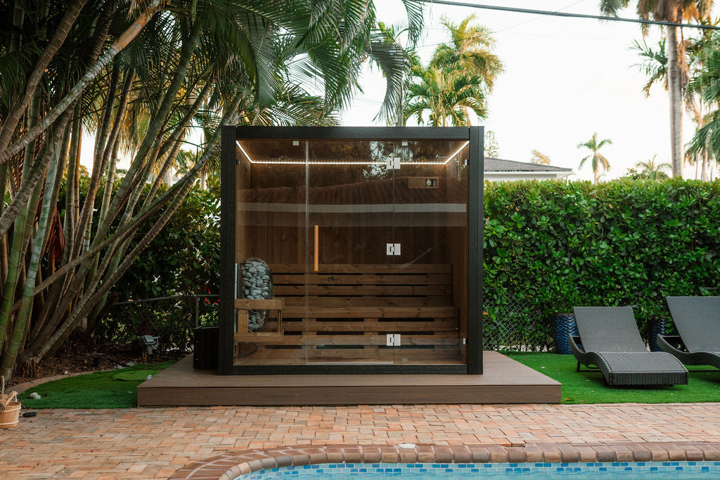 Lukaku - 4-6 person Indoor & Outdoor Traditional & Infrared Sauna