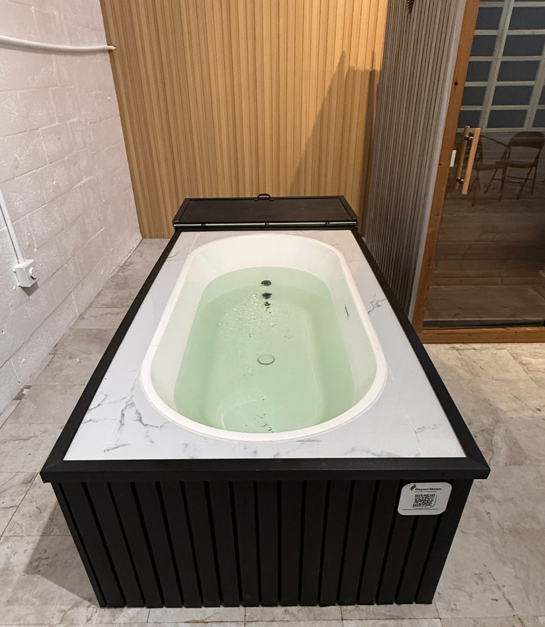 Aurora Cold Plunge